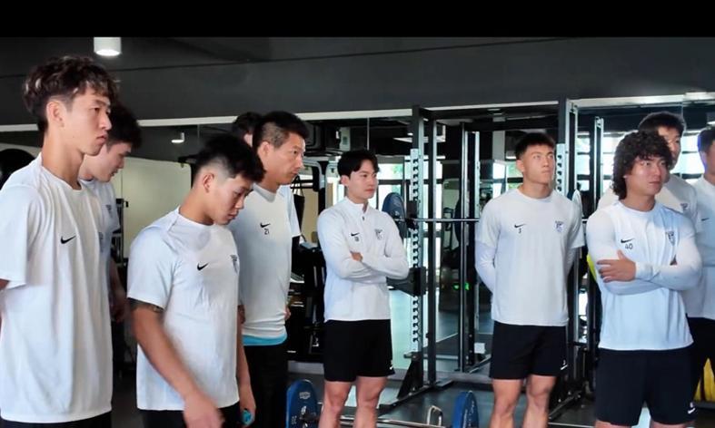 百家乐玩法-大连宁缺毋滥!引王禹+河南后卫 不如锻炼彭顺杰黄山!邝兆镭擦肩