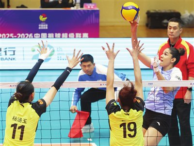 天津女排年轻选手持续“练级”中|天津队|娜塔莉亚|二传|副攻|李响_新浪体育_新浪新闻
